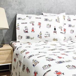 NEW Kirkland Print Flannel Sheets - Queen Size